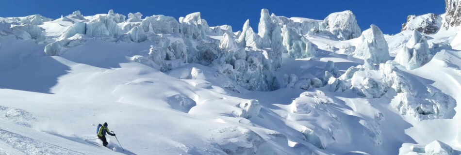 Vallee Blanche ski au milieu des seracs