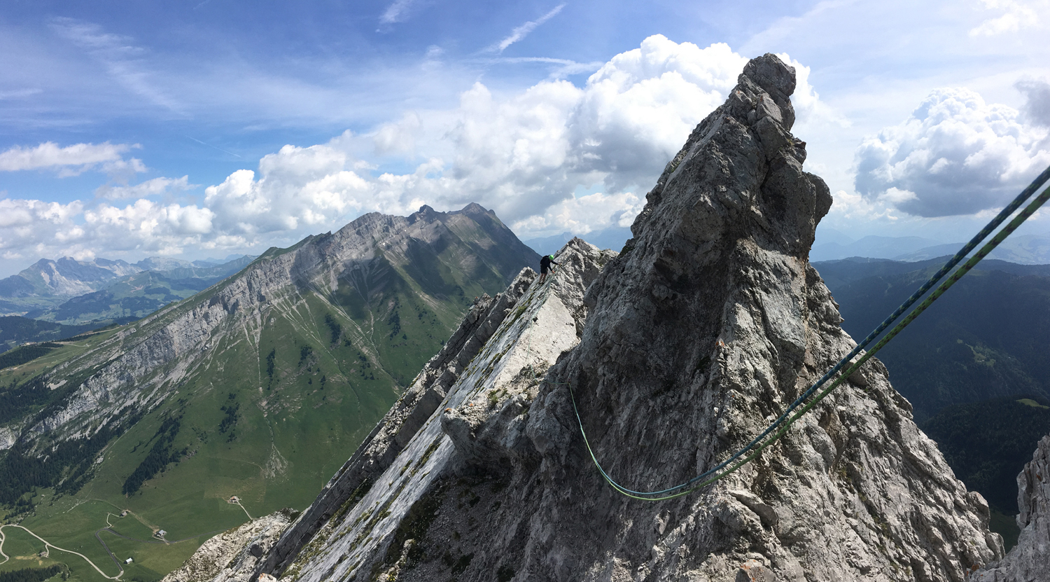 Arete à Marion escalade dans les Aravis